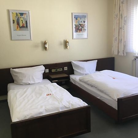 Zum Lowen Hotel Вайтерштадт Экстерьер фото
